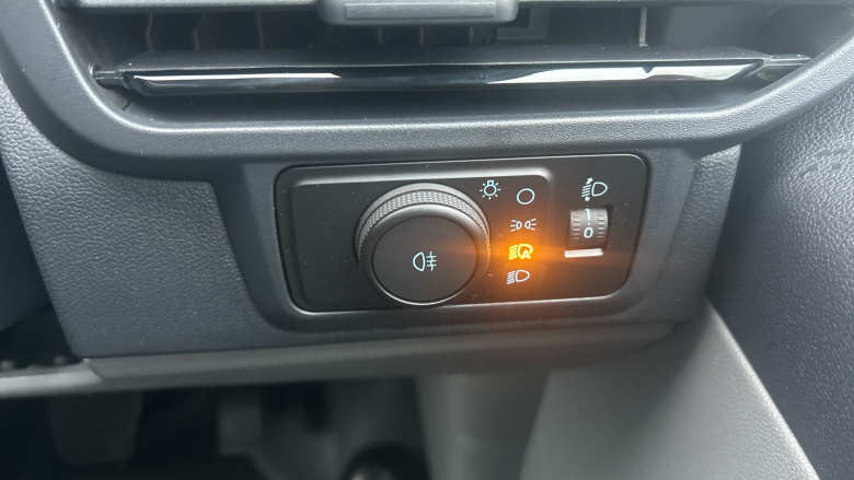 Ford Transit Custom E-320 L1 Rwd 160kW 65kWh H1 Van Sport Auto